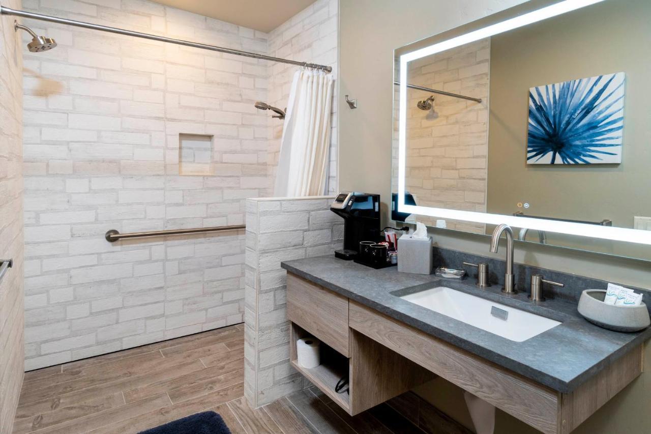 Ski Inn Taphouse Hotel Sisters Dış mekan fotoğraf